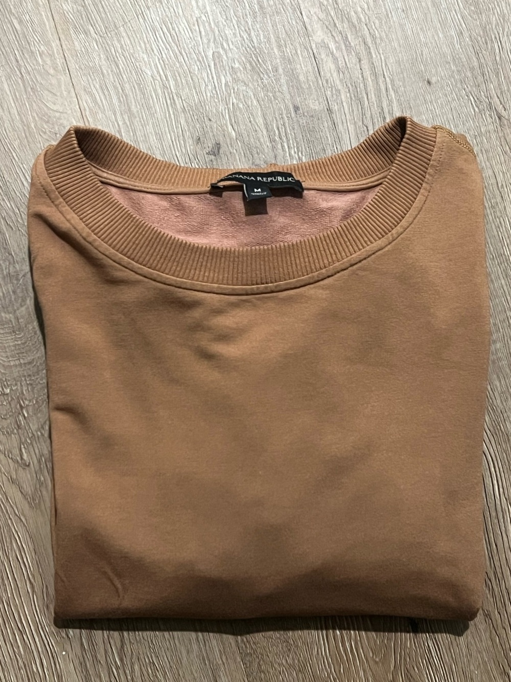 Banana Republic Women’s Crewneck Sweater in Camel Brown